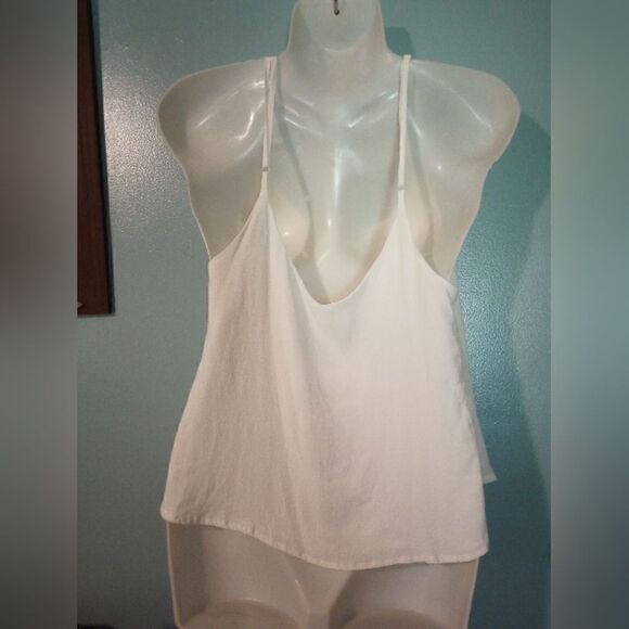 - May & July embroidered boho crop top with adjustable shoulder straps - Picture 8 of 9